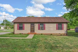 324 Welchwood Dr, Clarksville, TN 37040