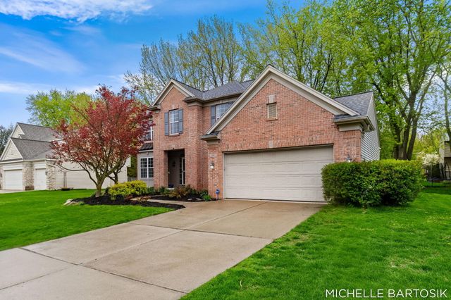 3641 Windwood Drive NE, Rockford, MI 49341