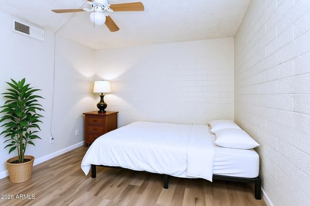 6320 N 16TH Street, Phoenix, AZ 85016