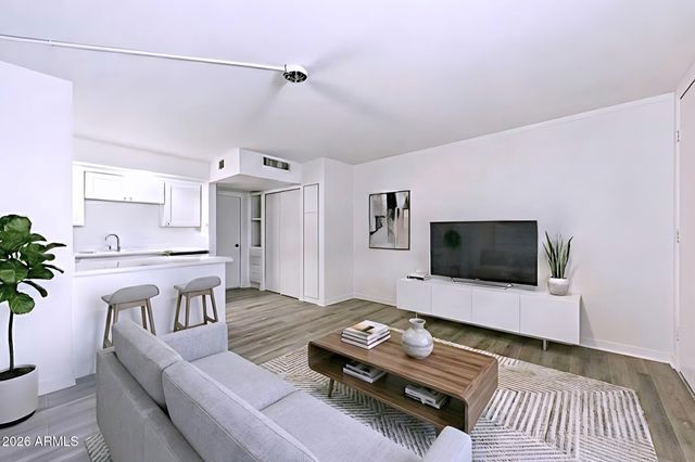 6320 N 16TH Street, Phoenix, AZ 85016