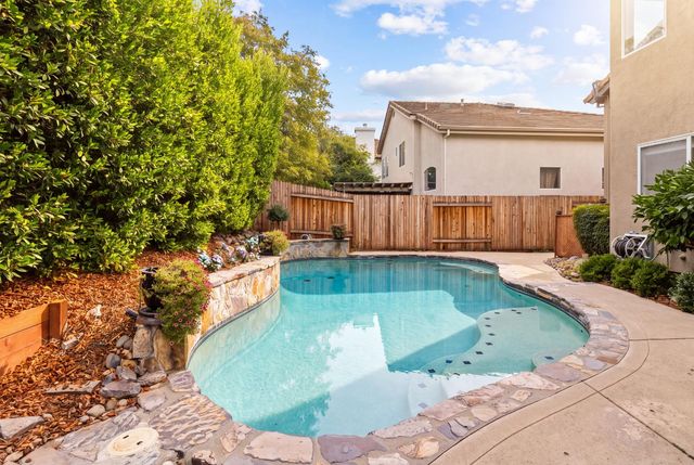 3103 Monarch Ct, Rocklin, CA 95765