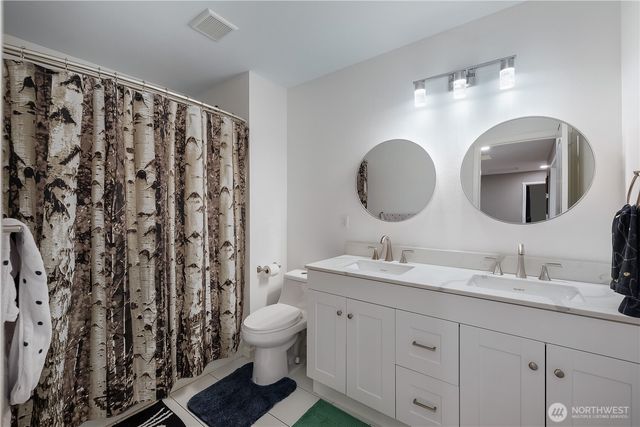 6858 Flute Street SE, Lacey, WA 98513