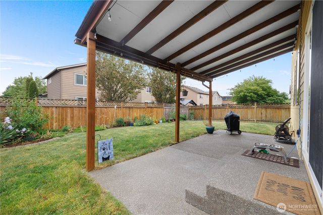 6858 Flute Street SE, Lacey, WA 98513