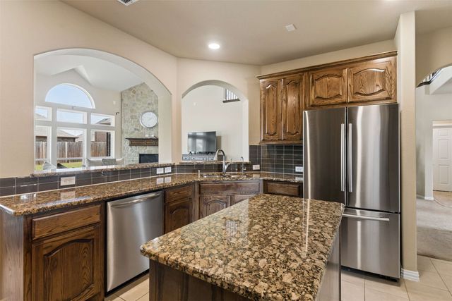 2446 Old Stables Drive, Celina, TX 75009