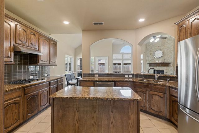 2446 Old Stables Drive, Celina, TX 75009