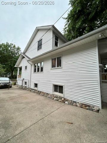 403 California Avenue, Royal Oak, MI 48067