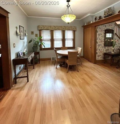 403 California Avenue, Royal Oak, MI 48067