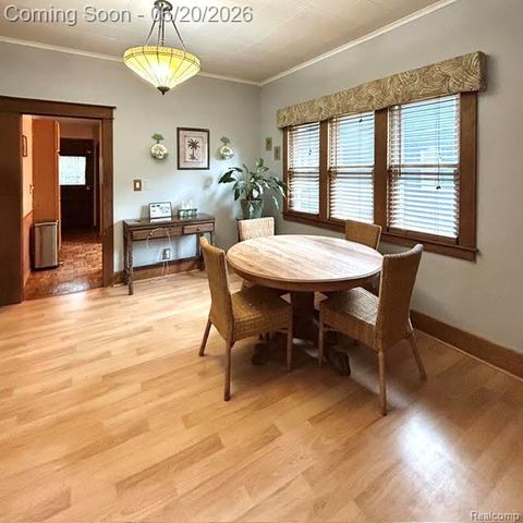 403 California Avenue, Royal Oak, MI 48067