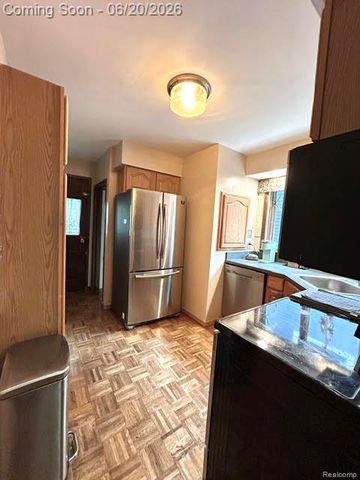 403 California Avenue, Royal Oak, MI 48067