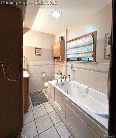 403 California Avenue, Royal Oak, MI 48067