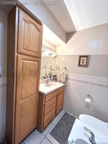 403 California Avenue, Royal Oak, MI 48067