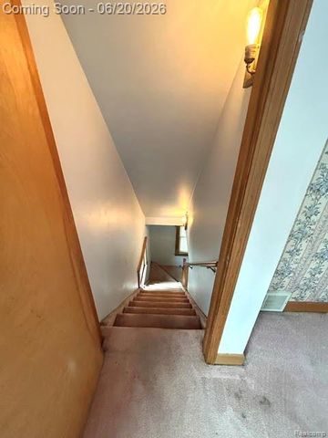 403 California Avenue, Royal Oak, MI 48067