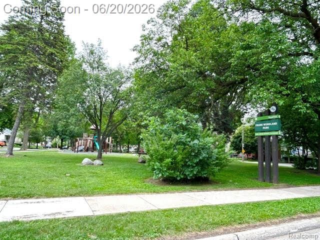 403 California Avenue, Royal Oak, MI 48067