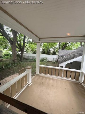 403 California Avenue, Royal Oak, MI 48067