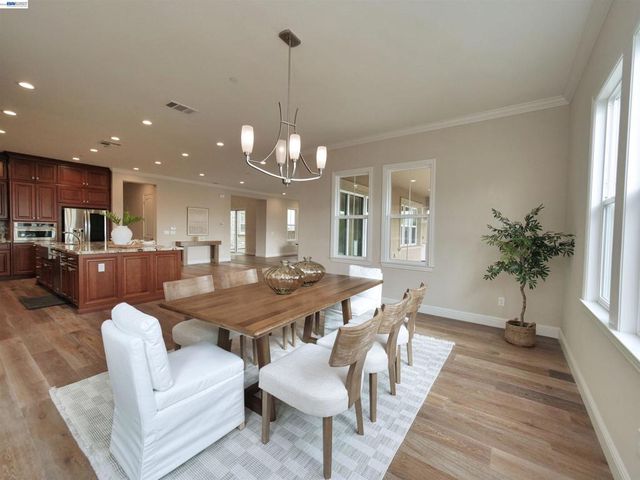 2109 Elderberry Dr, San Ramon, CA 94582