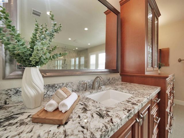 2109 Elderberry Dr, San Ramon, CA 94582