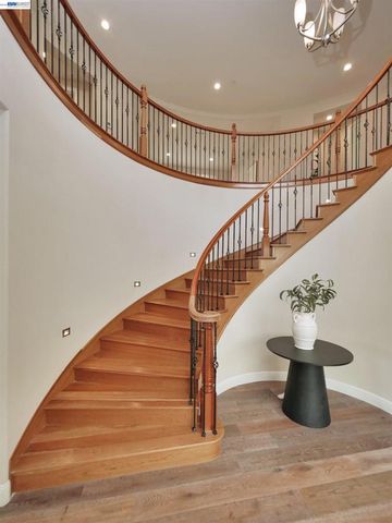 2109 Elderberry Dr, San Ramon, CA 94582