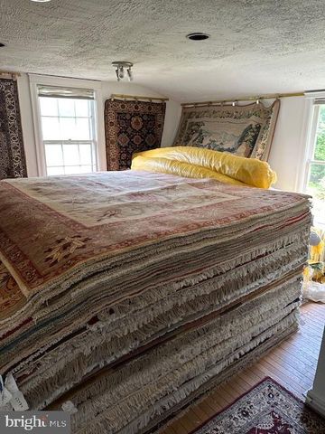 4154 DUKE ST, Alexandria, VA 22304