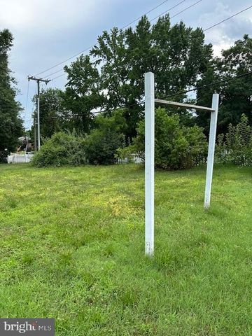 4154 DUKE ST, Alexandria, VA 22304