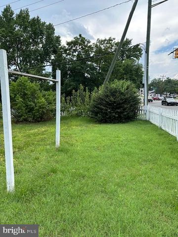 4154 DUKE ST, Alexandria, VA 22304