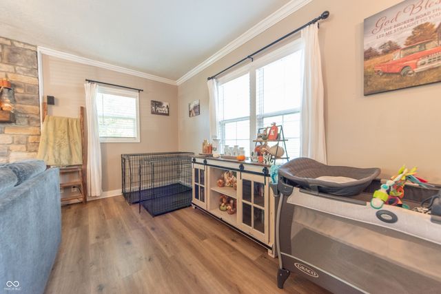 902 18th Street, Columbus, IN 47201