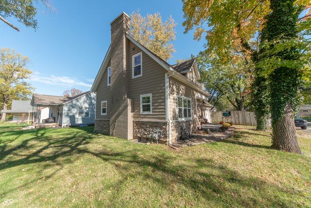 902 18th Street, Columbus, IN 47201