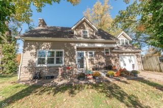 902 18th Street, Columbus, IN 47201