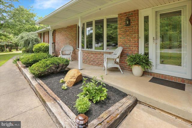 1097 SOFFA RD, East Greenville, PA 18041
