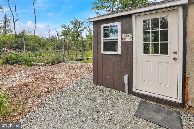 1097 SOFFA RD, East Greenville, PA 18041