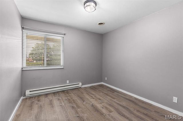 9128 Villaridge Court, St Louis, MO 63123