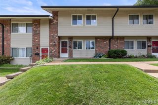 9128 Villaridge Court, St Louis, MO 63123