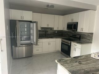 3770 NW 197th St, Miami Gardens, FL 33055