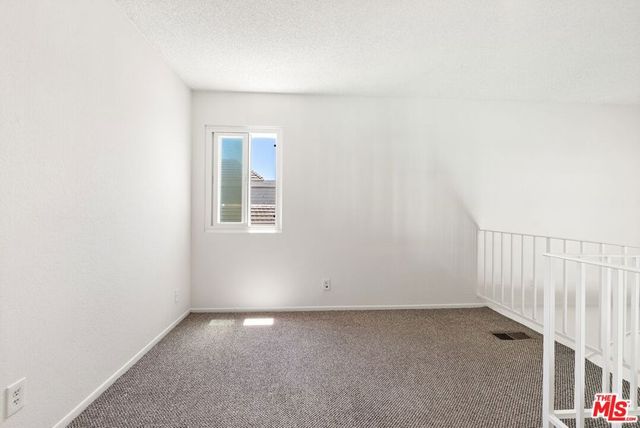8505 Gulana Avenue 5207, Los Angeles, CA 90293