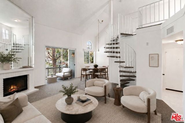 8505 Gulana Avenue 5207, Los Angeles, CA 90293