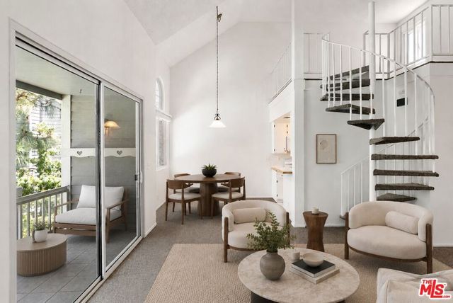 8505 Gulana Avenue 5207, Los Angeles, CA 90293