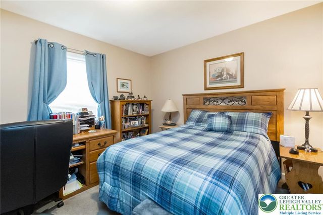 679 Winterthur Way, Easton, PA 18040