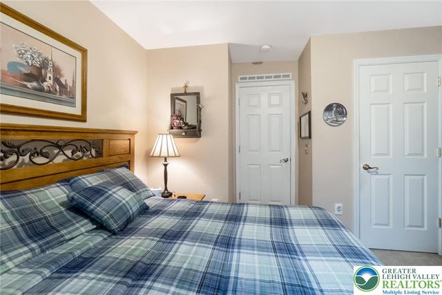 679 Winterthur Way, Easton, PA 18040