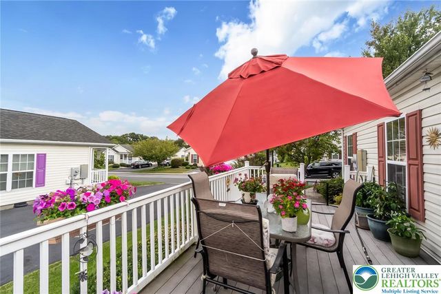 679 Winterthur Way, Easton, PA 18040