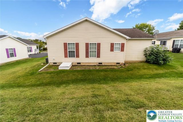 679 Winterthur Way, Easton, PA 18040