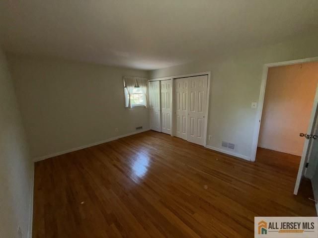 6 Greenbrae Court, East Brunswick, NJ 08816
