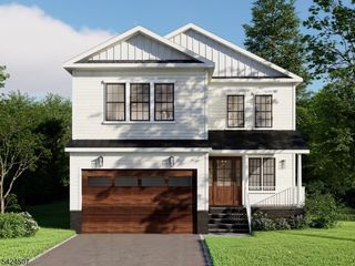 8 Lorraine Rd, Madison Boro, NJ 07940