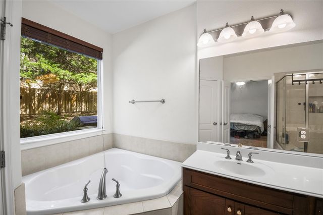 15329 Origins LN 103, Austin, TX 78734
