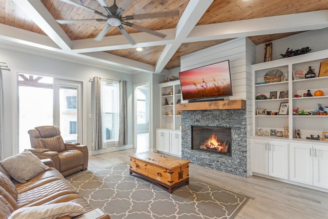 219 White N Gail Ln, Bullard, TX 75757