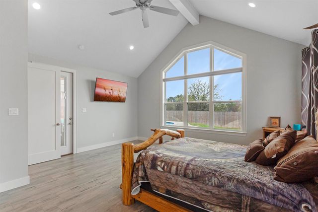 219 White N Gail Ln, Bullard, TX 75757