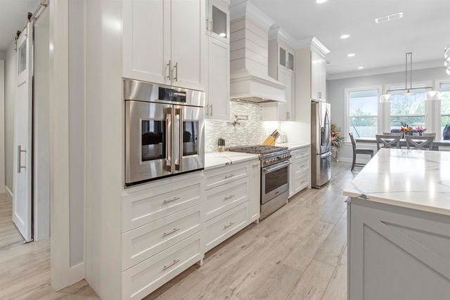 219 White N Gail Ln, Bullard, TX 75757