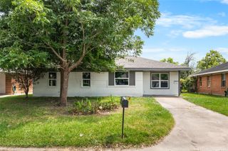 3048 Briarwick Lane, Houston, TX 77093