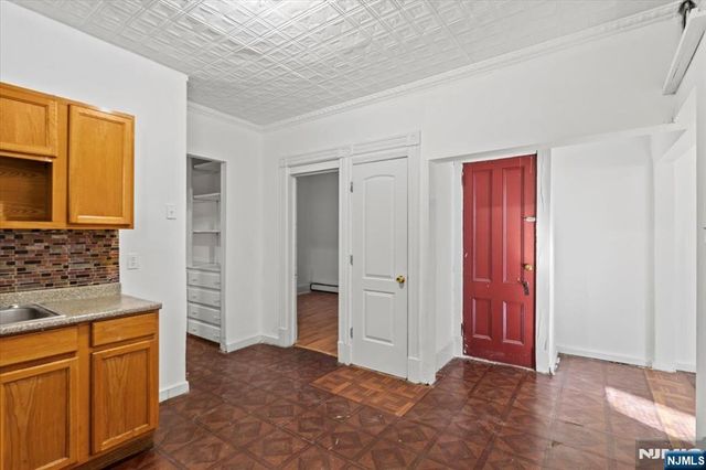 512 Union Avenue 1, Paterson, NJ 07522