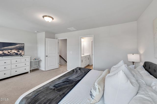 5218 Beardall Street, Raleigh, NC 27616