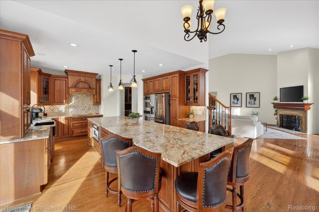 47483 Beckenham Boulevard, Novi, MI 48374