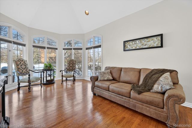 47483 Beckenham Boulevard, Novi, MI 48374